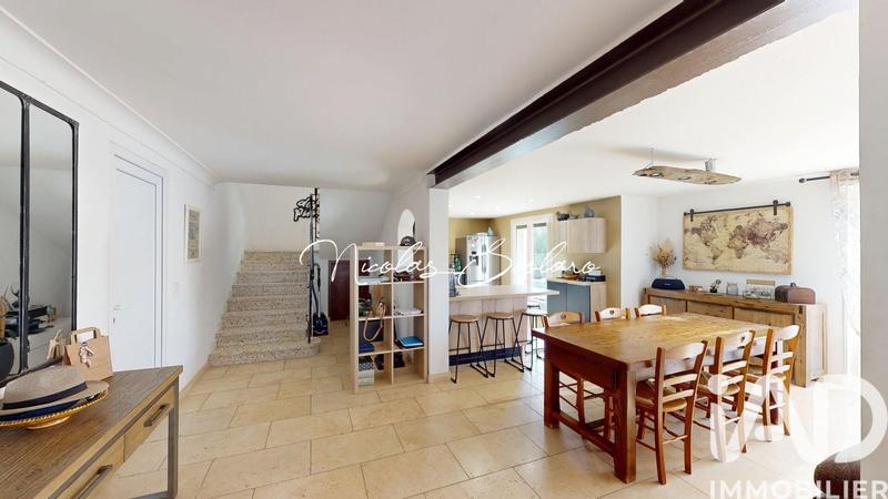 Maison - 145 m² - 6 pièces