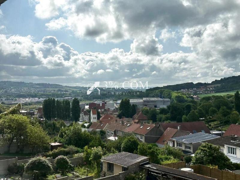 Maison - 106 m² - 6 pièces