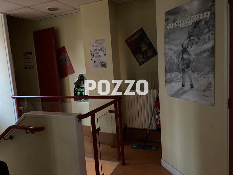 Local commercial - 115 m²