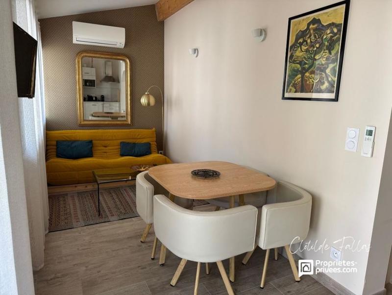 Maison - 254 m² - 10 pièces