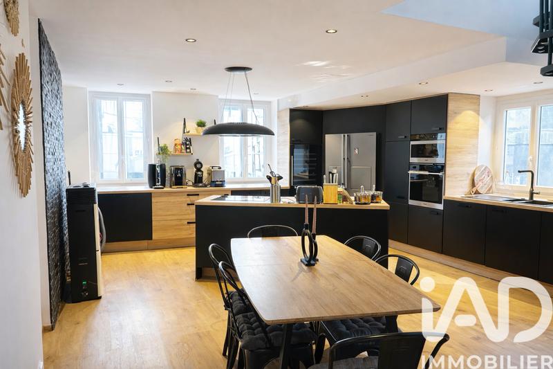 Appartement - 120 m² - 4 pièces