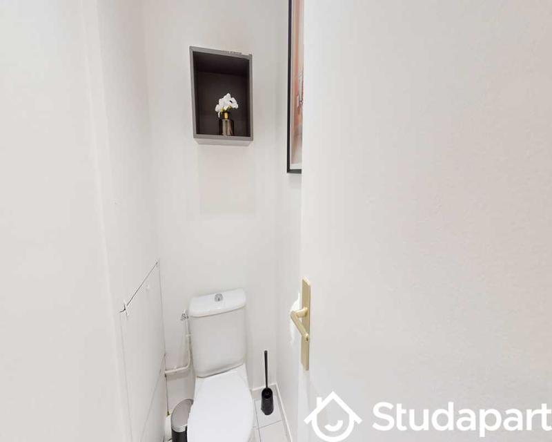 Chambre - 50 m² - 1 pièce