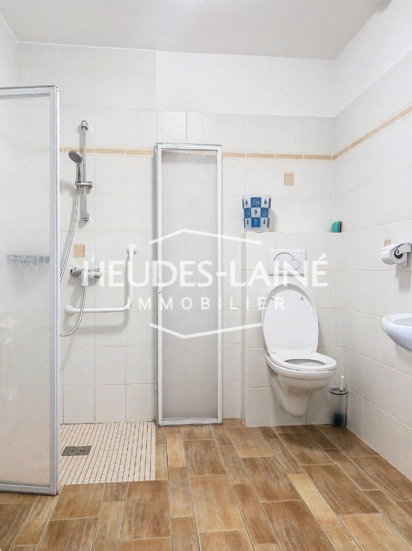 Maison - 309 m² - 12 pièces