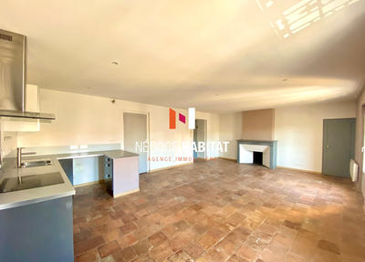 Appartement - 79 m² - 3 pièces