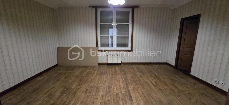 Maison ancienne - 384 m² - 7 pièces