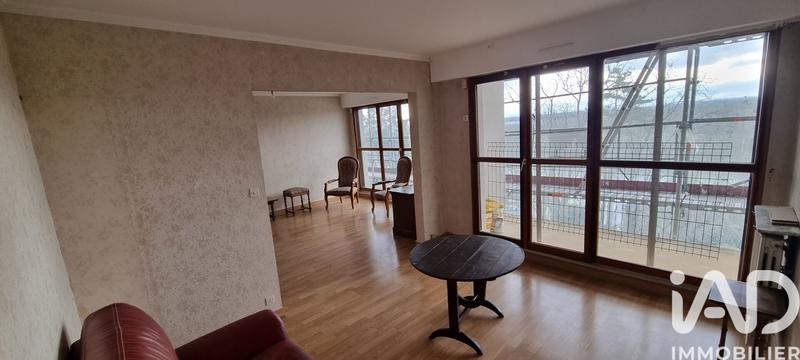 Appartement - 100 m² - 5 pièces