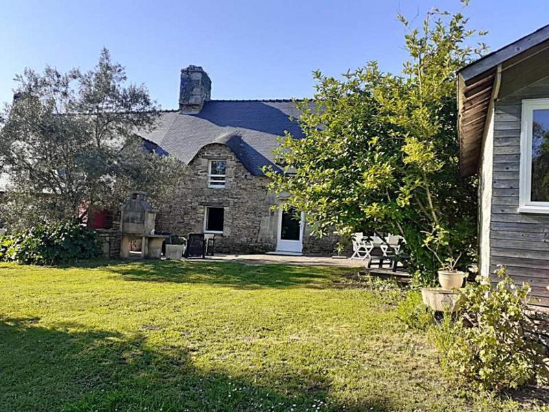 Maison - 350 m² - 11 pièces