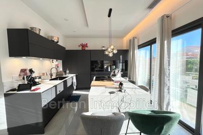 Villa - 140 m² - 5 pièces