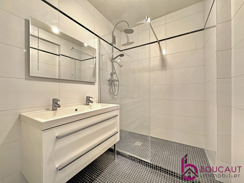 Appartement - 123 m² - 5 pièces