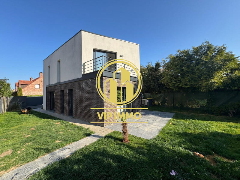 Maison - 120 m² - 7 pièces