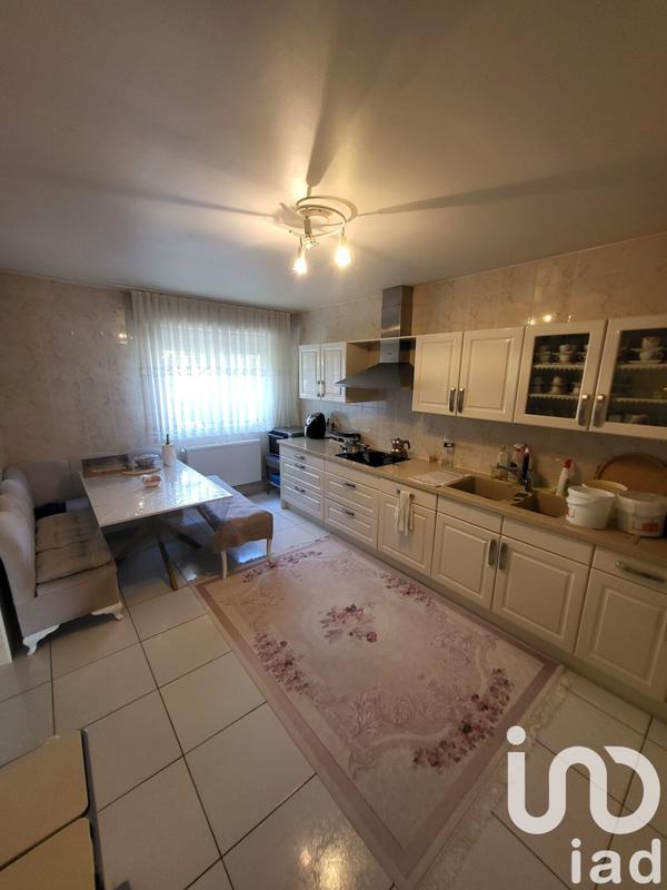 Maison - 167 m² - 6 pièces