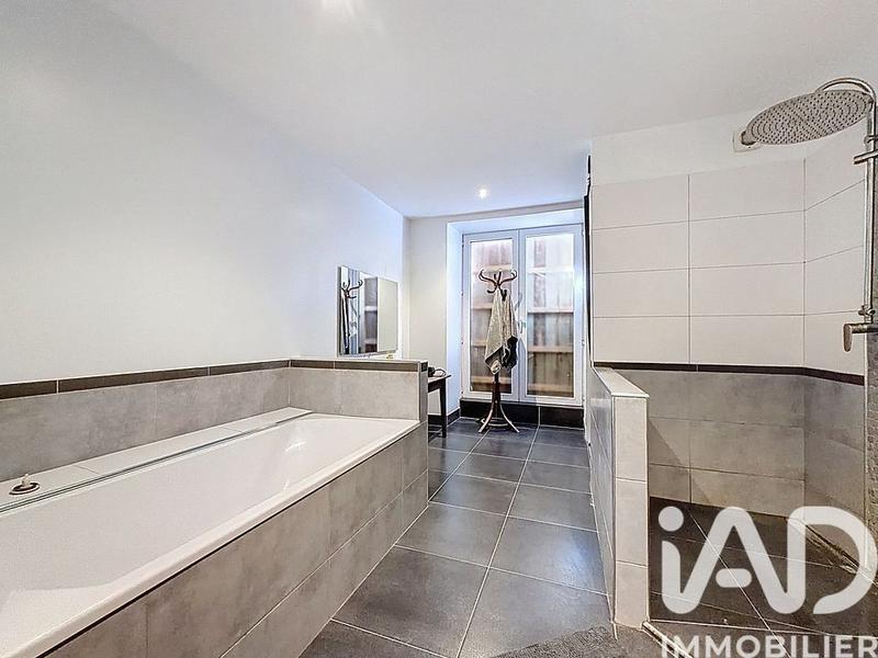 Maison de campagne - 259 m² - 7 pièces