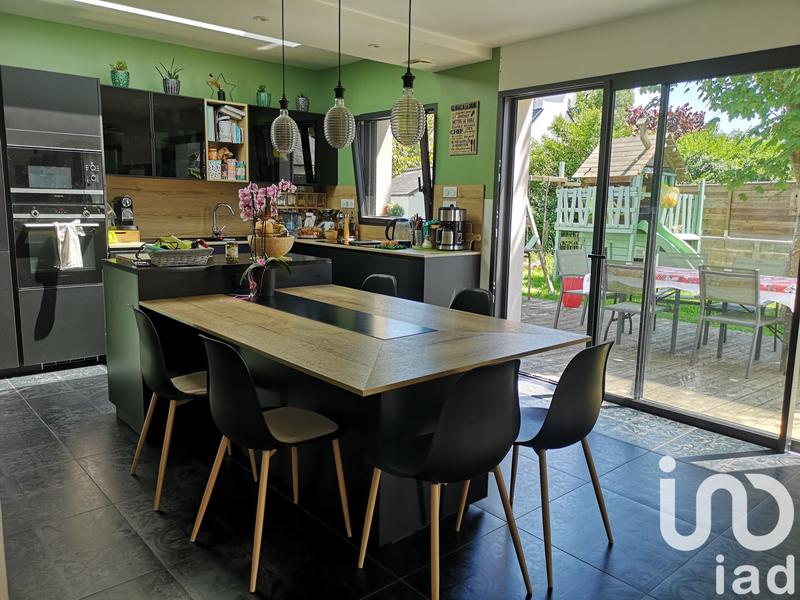 Maison - 147 m² - 7 pièces