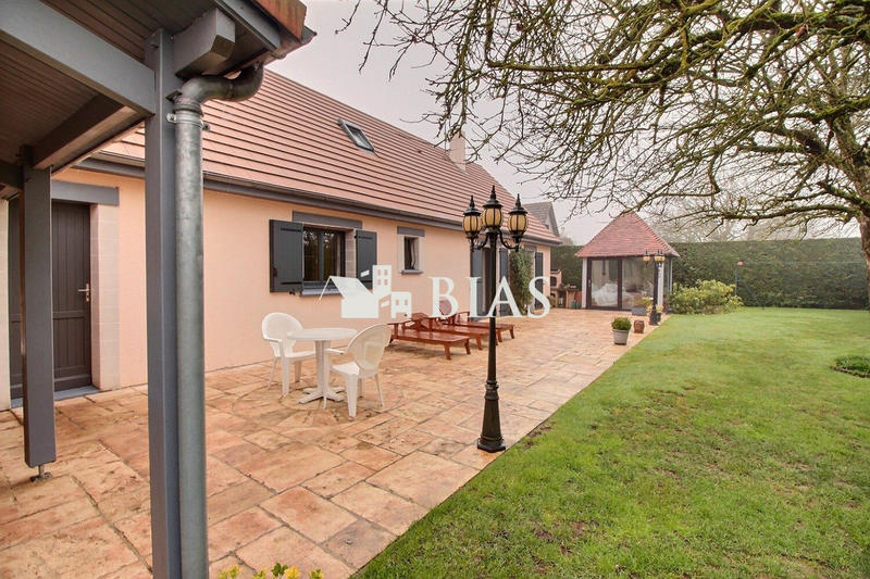 Maison - 135 m² - 5 pièces