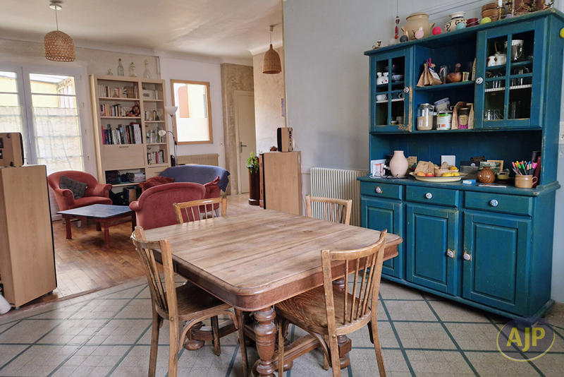 Maison - 146 m² - 6 pièces