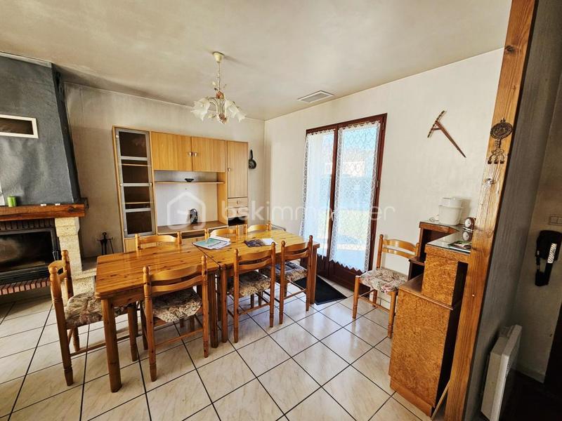 Maison - 111 m² - 5 pièces