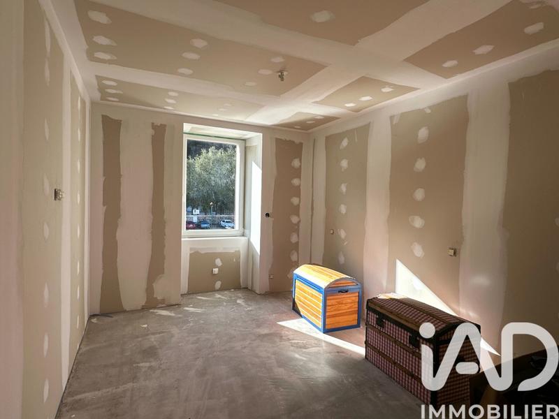 Appartement - 165 m² - 6 pièces