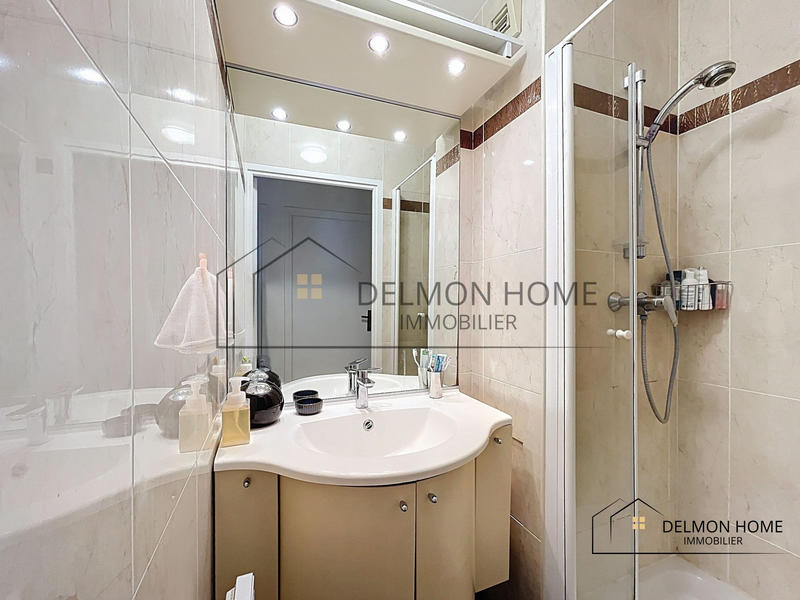 Appartement - 86 m² - 4 pièces