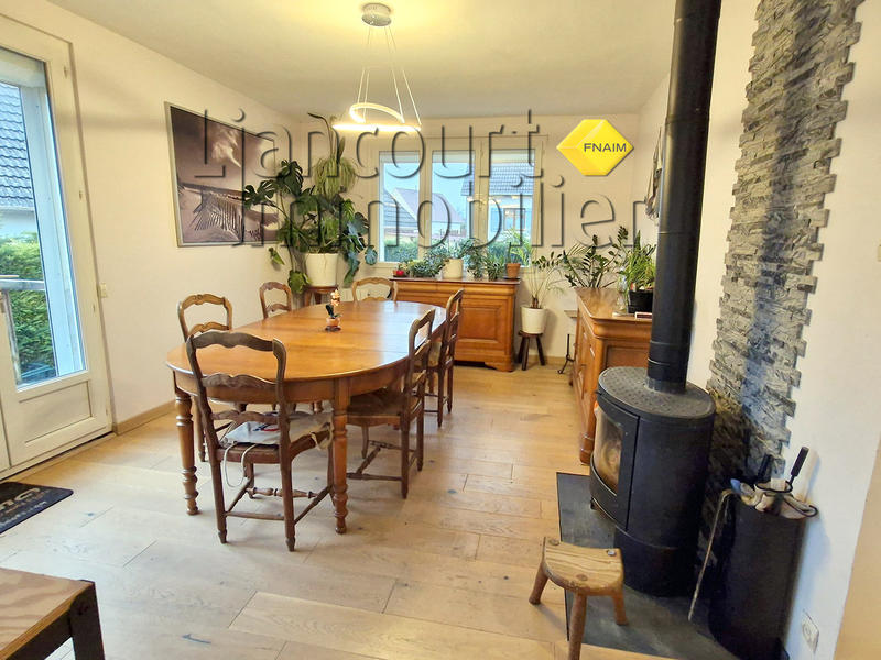 Maison - 128 m² - 6 pièces