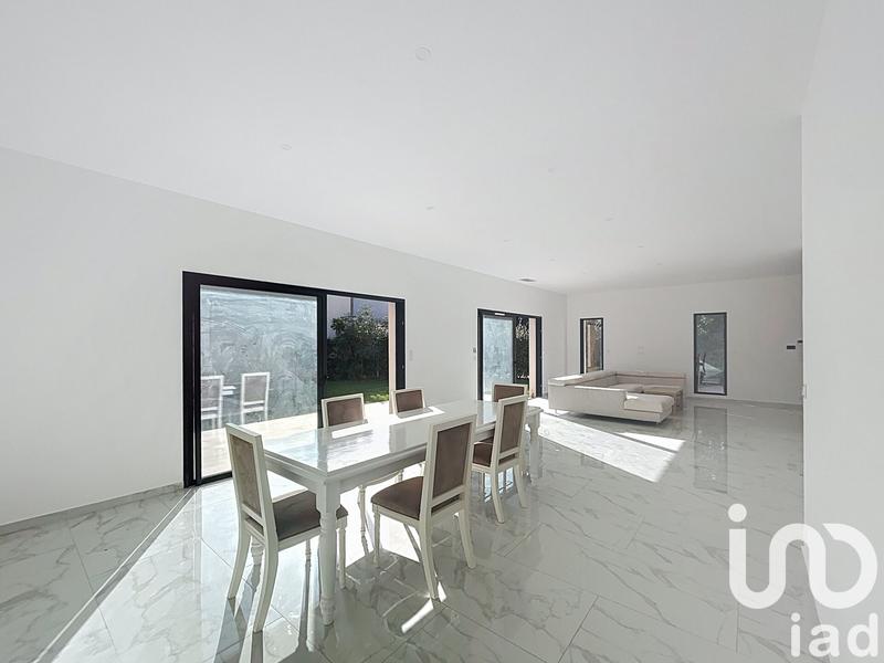 Maison - 145 m² - 5 pièces