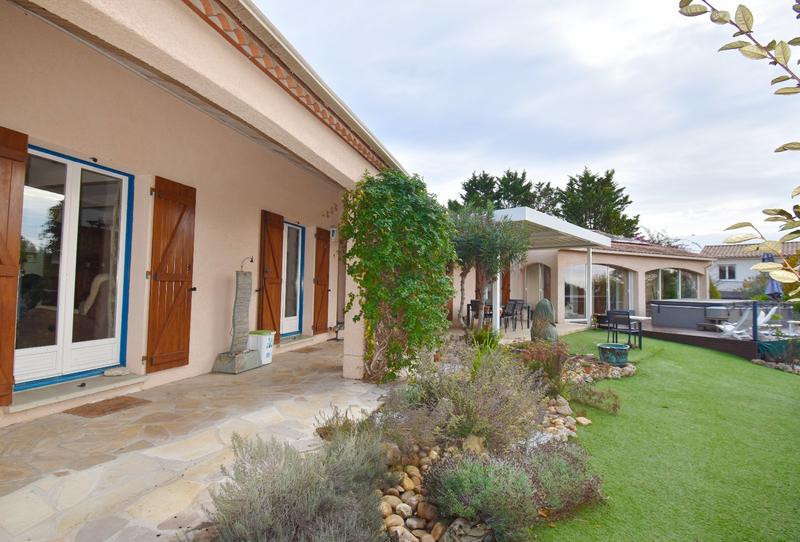 Villa - 183 m² - 6 pièces