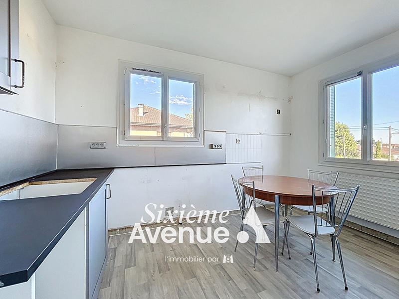 Maison - 146 m² - 6 pièces