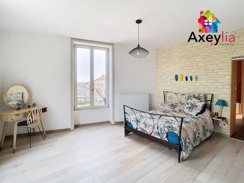 Maison - 157 m² - 6 pièces