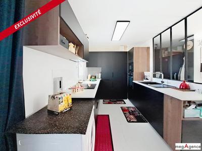 Appartement - 92 m² - 4 pièces