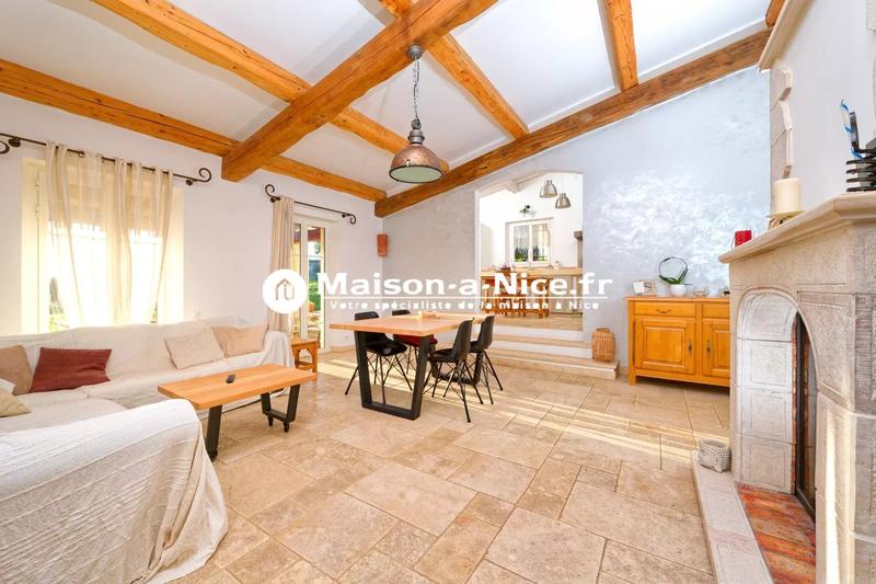 Maison - 152 m² - 4 pièces