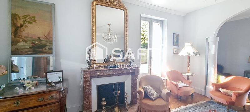 Maison - 286 m² - 13 pièces