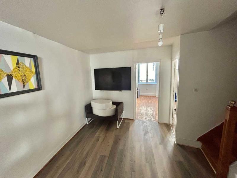 Appartement - 112 m² - 6 pièces