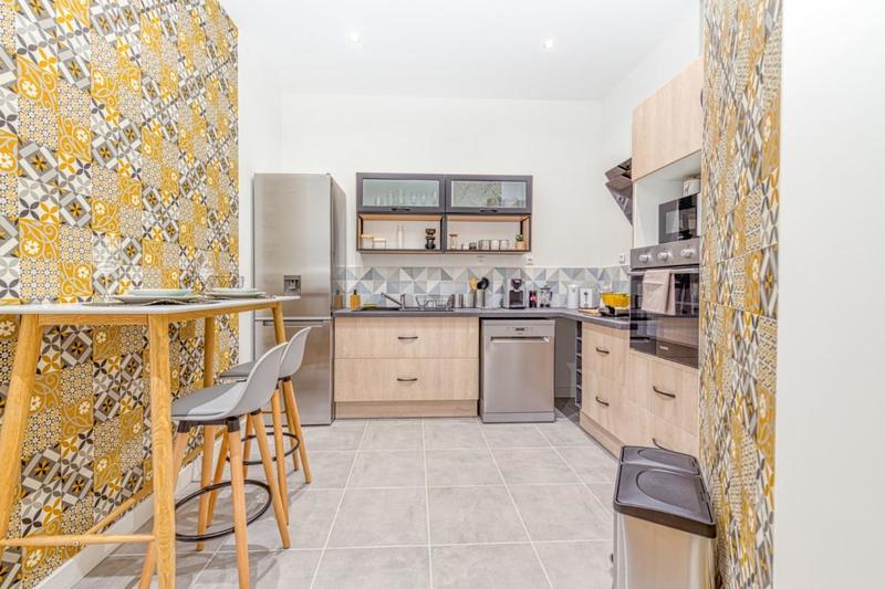 Chambre - 13 m² - 1 pièce