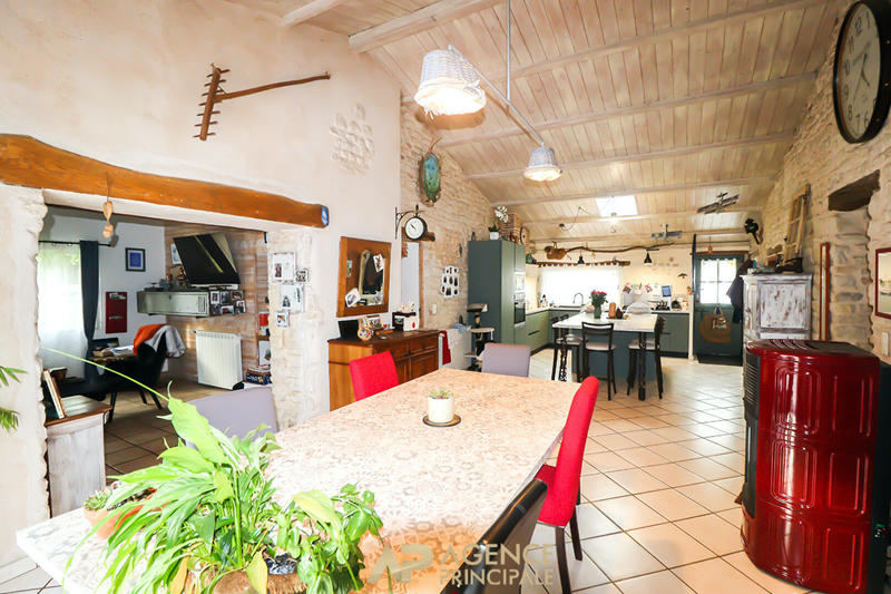 Maison - 138 m² - 5 pièces