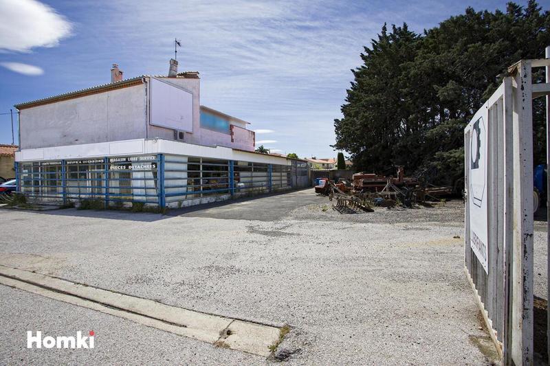 Local commercial - 470 m² - 6 pièces