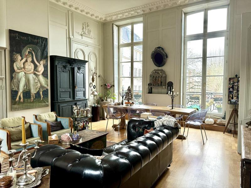 Appartement - 147 m² - 5 pièces