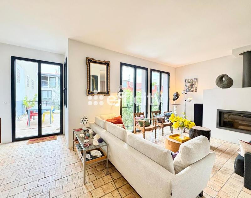 Maison ancienne - 205 m² - 6 pièces