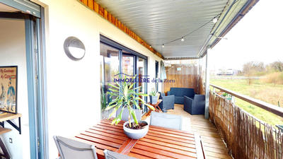 Appartement - 80 m² - 4 pièces