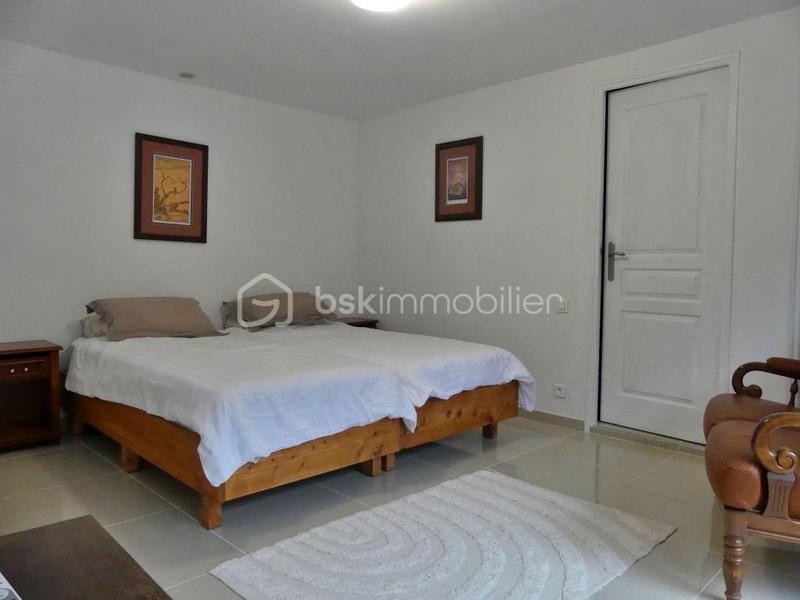 Longère - 261 m² - 14 pièces