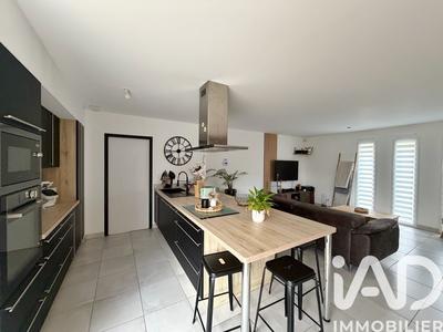 Maison - 111 m² - 5 pièces