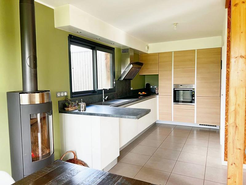 Maison - 105 m² - 5 pièces