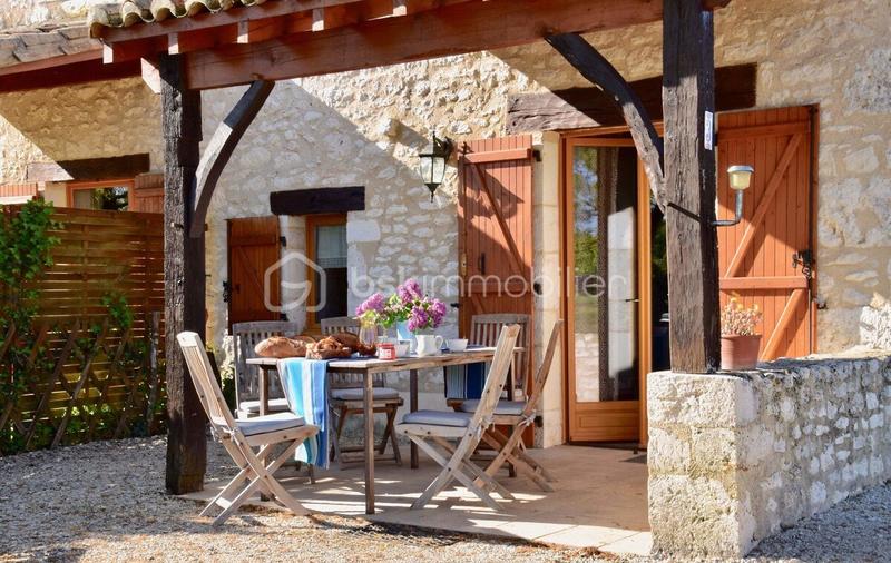 Maison chambre d'hôtes - 760 m² - 29 pièces