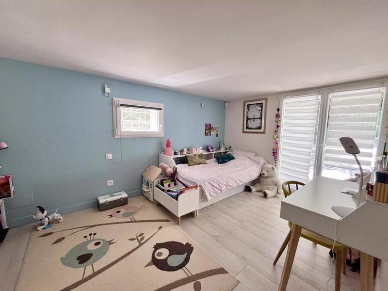 Maison - 170 m² - 5 pièces