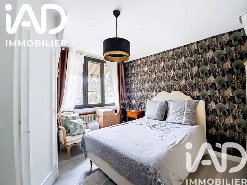 Maison - 207 m² - 7 pièces