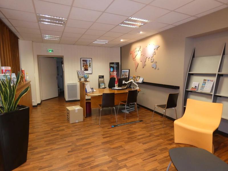 Local commercial - 81 m²