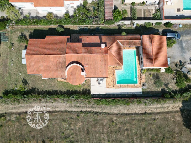 Villa - 212 m² - 8 pièces