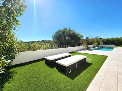 Villa - 145 m² - 6 pièces