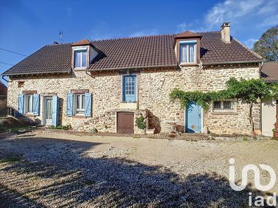 Maison - 140 m² - 6 pièces