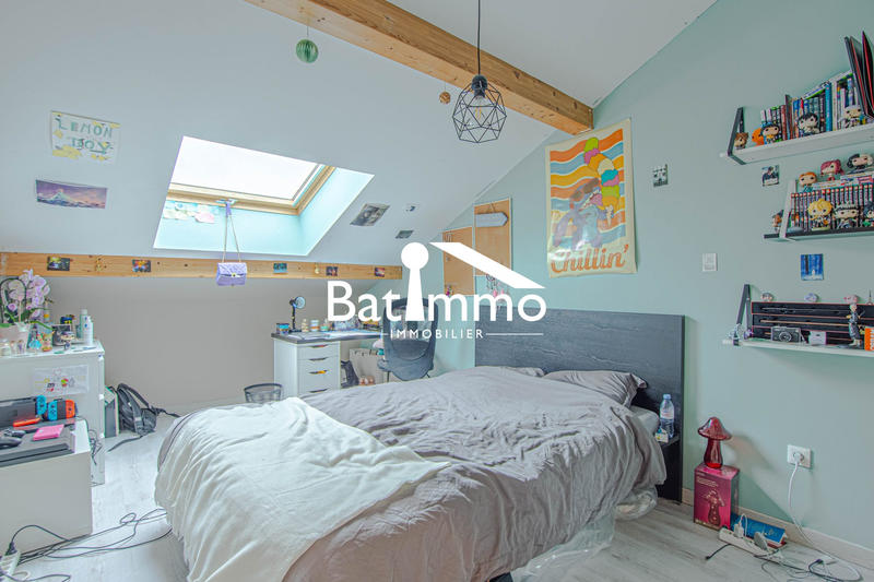 Appartement - 111 m² - 5 pièces