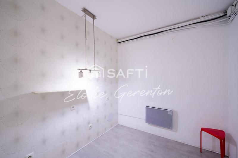 Local commercial - 87 m² - 6 pièces