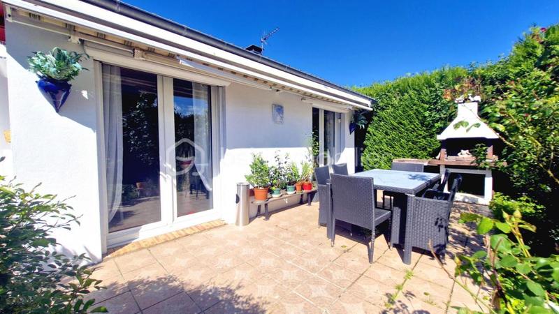 Maison - 110 m² - 4 pièces